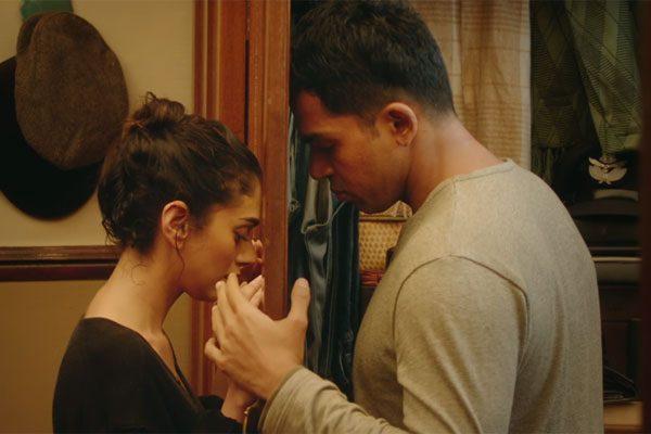 Cheliya Trailer Talk Grand Visuals And Nothing Else