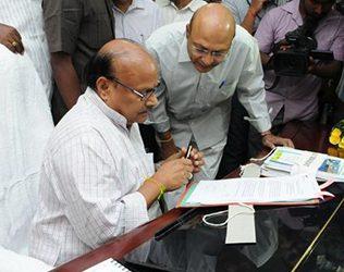 Financial Crunch Returns to Andhra Pradesh
