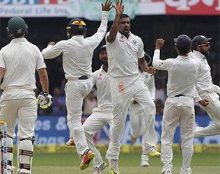 India-Vs-Australia-Test-Match-2017