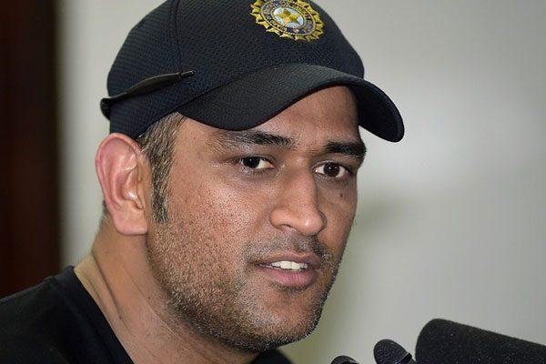 This Is What Happened to MS Dhoni's "Stolen" Phones