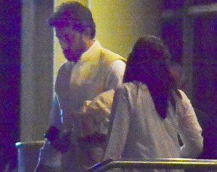 Medical Emergency - Aishwarya, Abhishek Bachchan at Hospital