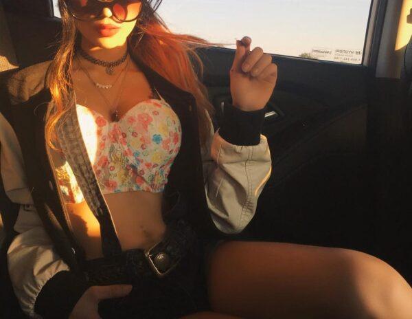 Pic Talk: Star Kid Sakshi Chopra Slut Shamed for Fab Figure