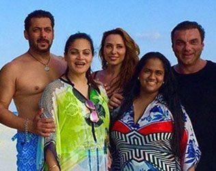 Salman Khan Rumoured Girlfriend Iulia Vantur is Back
