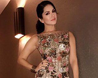 Sunny Leone Picture Perfect Sexiness