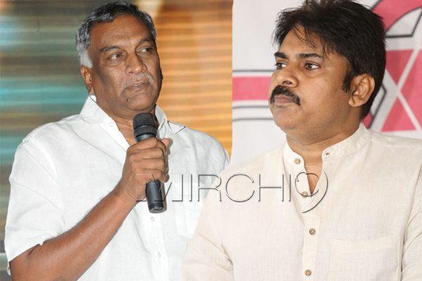 Tammareddy Bharadwaj comments on powerstar pawan kalyan fans