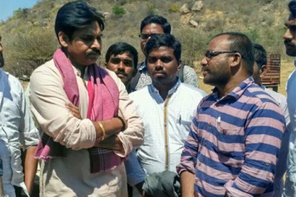 Vikrama Simhapuri University Students Meets Pawan Kalyan