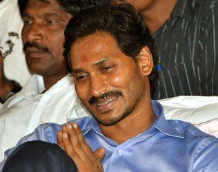 YS Jagan - from 'No Time to Media' to 'Please Help'