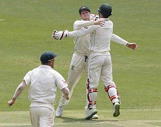 india-vs-australia-Test-Match 2017-ajinkya-rahane-review
