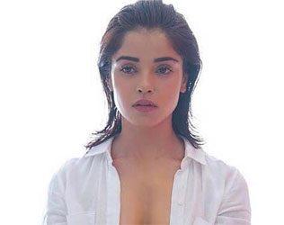 pia-bajpai-latest-bollywood-news
