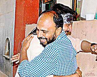 kiccha sudeep fan died with heart attack