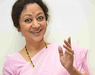 Allu Arjun's Screen Mother Vinaya Prasad Turning Director