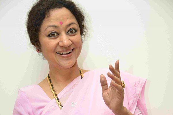 Allu Arjun's Screen Mother Vinaya Prasad Turning Director