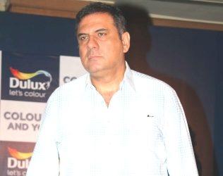 Boman Irani Coming for Allu Arjun Naa Peru Surya Naa Illu India