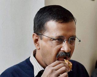 CM Arvind Kejriwal Thali Samosa Scam
