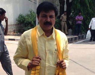 Chintamaneni-Prabhakar Raises voice against TDP