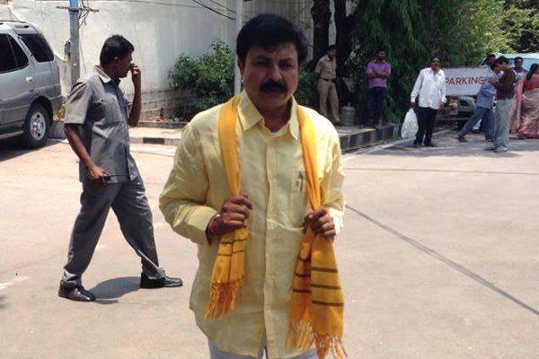 Chintamaneni-Prabhakar Raises voice against TDP