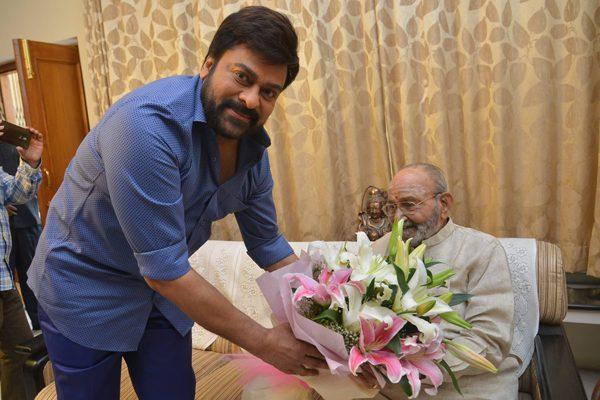 Chiranjeevi Congragulates K Viswanath