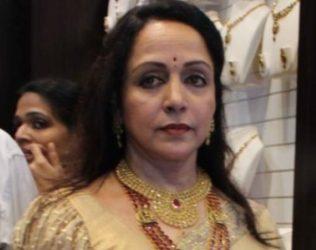 Sr Actress Hema Malini Commented to Be Drinking Daily