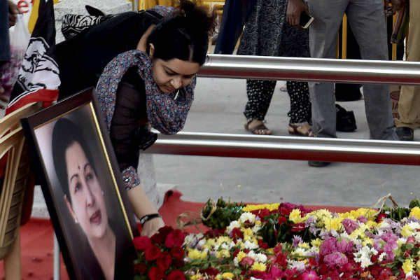 Jayalalithaa - Sobhan babu Fake Son Arrest