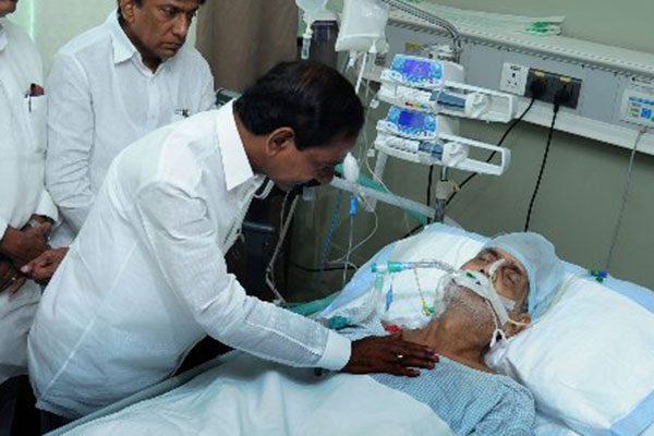 KCR Close aide r vidyasagar-rao no more