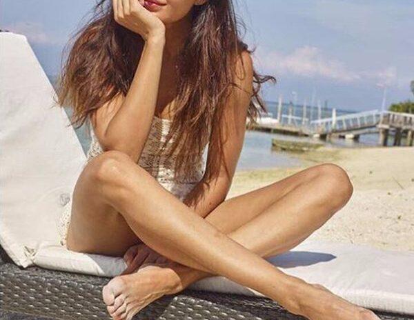 Katrina Kaif First Pic Mesmerises with Hot Legs