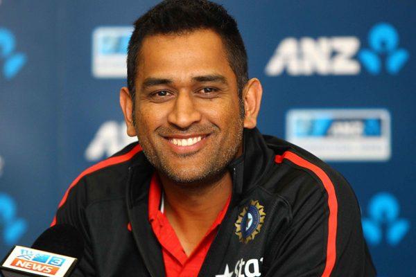 Mahendra Singh Dhoni Cricketer Turns Bollywood Producer!