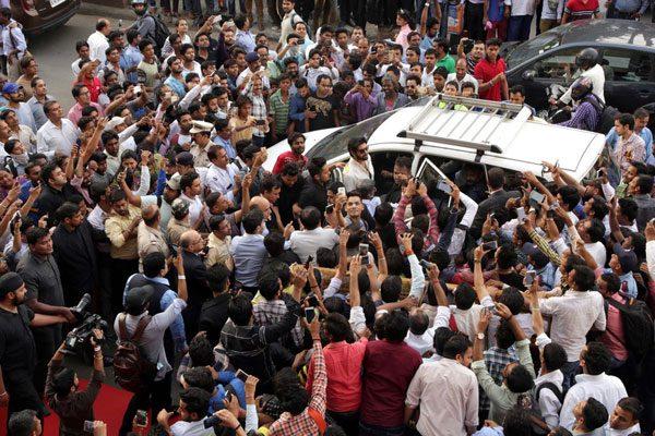 Rana Daggubati, Rajamouli & Ramya Mobbed By North Folks!