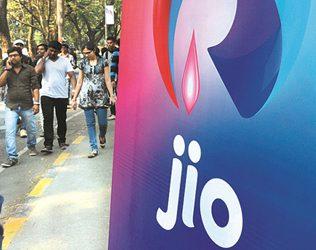 reliance-jio-vs-airtel Channels Offers