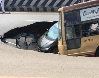 Road Broke down Pulling the State Bus In- Anna Salai, Chennai