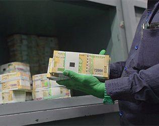 Rupees-200-Notes-on-the-way
