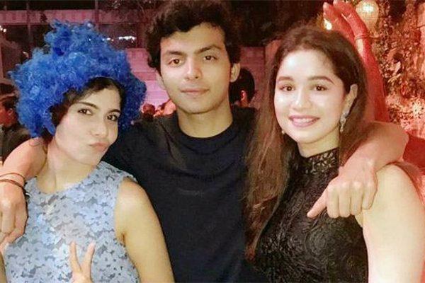 Sachin Tendulkar Daughter - Sara Latest Photo Viral
