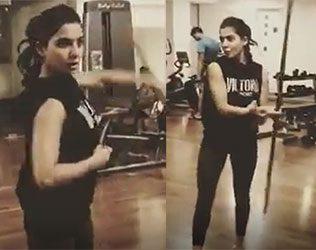 Samantha Ruth Prabhu Practicing Silambam