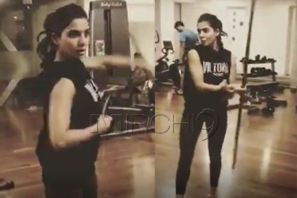 Samantha Ruth Prabhu Practicing Silambam 
