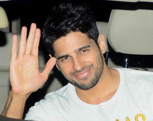 Siddhartha Malhotra - reloaded hair styles Movies Shoot Delay