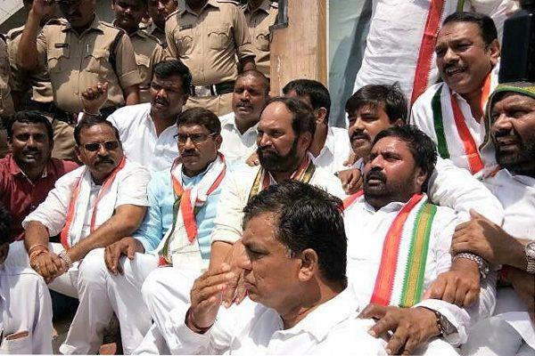 Telangana Congress Learns No Lesson!