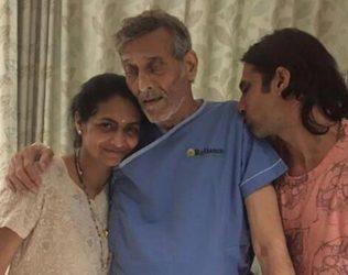 Shocking Pic Veteran Hero Vinod Khanna Suffering from Cancer