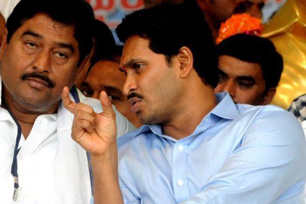 YS Jagan CBI Enquiry Corruption Cases