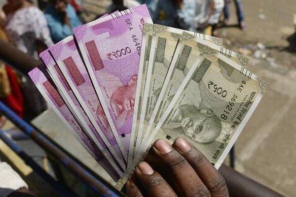 demonetisation fails to stop fake notes