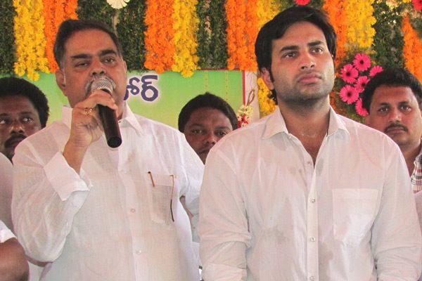 devineni-nehru-died-passed-away-death news