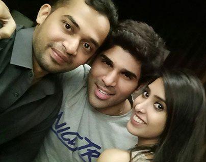 Allu Sirish Partying With Shriya Bhupal