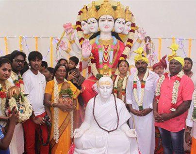 Dance-Master-Raghava-Lawrence-to-Unveil-His-Mother's-Statue