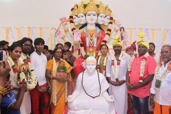 Dance-Master-Raghava-Lawrence-to-Unveil-His-Mother's-Statue