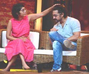 Dangla star cast on chat show Dangal Dangal baat chali hai Photos Stills