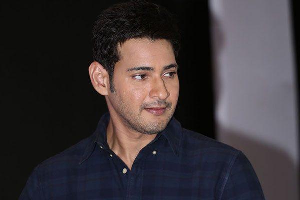 Fans in Confusion, Mahesh on a Holiday!