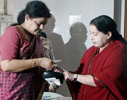 Jayalalithaa-and-Sasikala-Natarajan-Assets-Confiscated