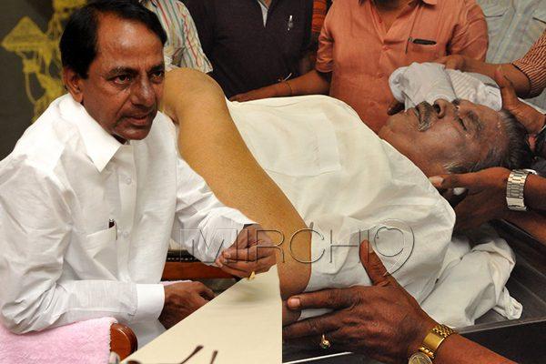 KCR Arranges Rare Honor For Dasari Narayana Rao