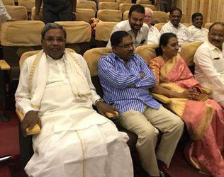 Moviemakers Queue Up Outside Siddaramaiah