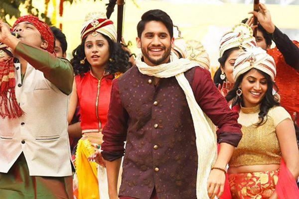 Passable Beginning For Naga Chaitanya's Rarandoi Veduka Chuddam Title Song
