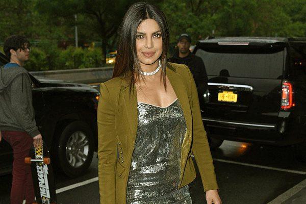 Priyanka Chopra Escapes International Critis Wrath - Baywatch
