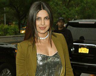 Priyanka Chopra Escapes International Critis Wrath - Baywatch